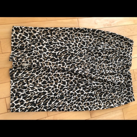 J. Crew Animal Print Pencil Skirt Size 0 100% cotton - Picture 1 of 3